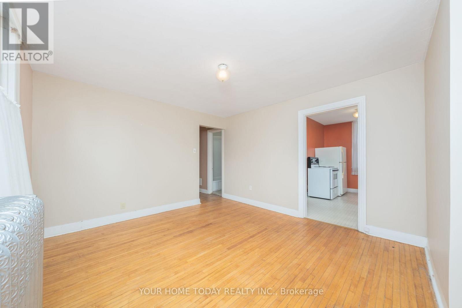 36 Market Street Property Photo 28