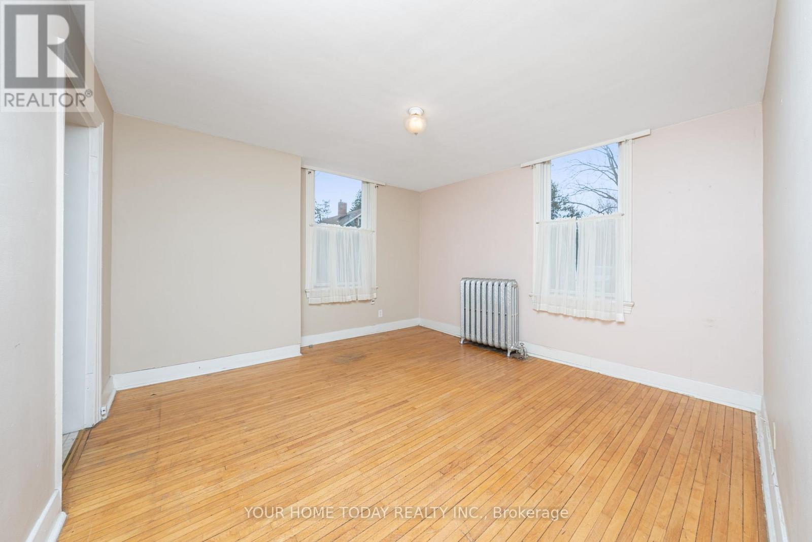 36 Market Street Property Photo 29