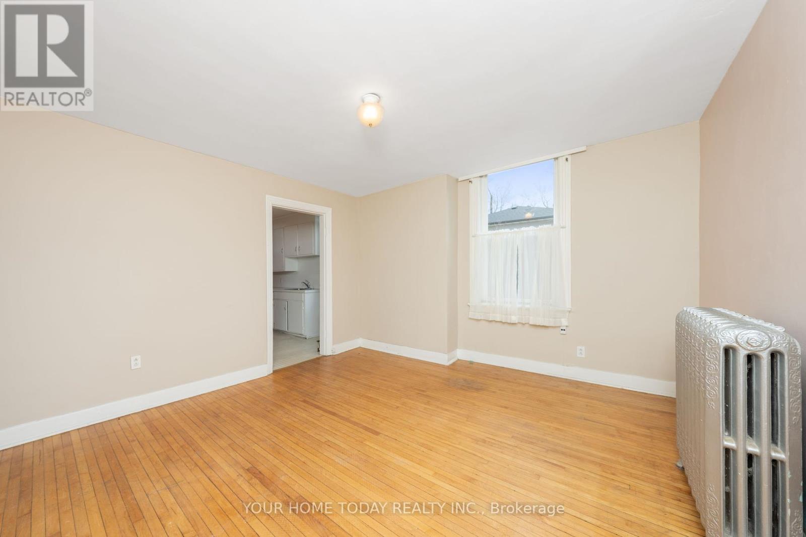 36 Market Street Property Photo 30