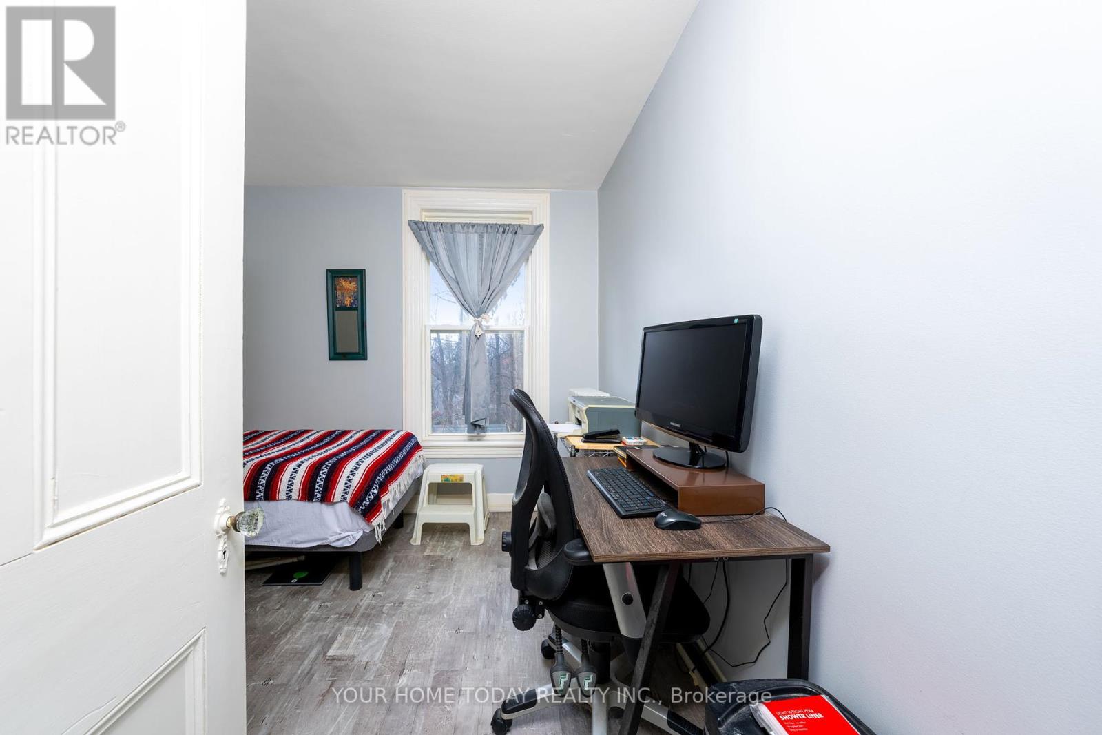 36 Market Street Property Photo 45