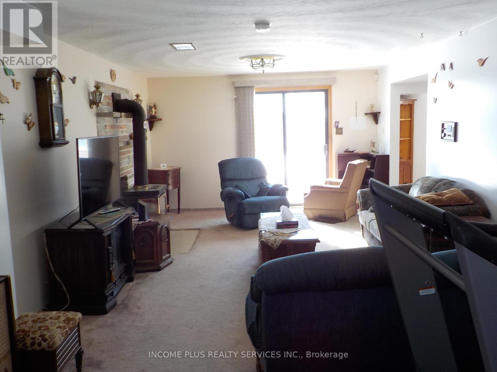 335 Ranee Avenue Property Photo 7