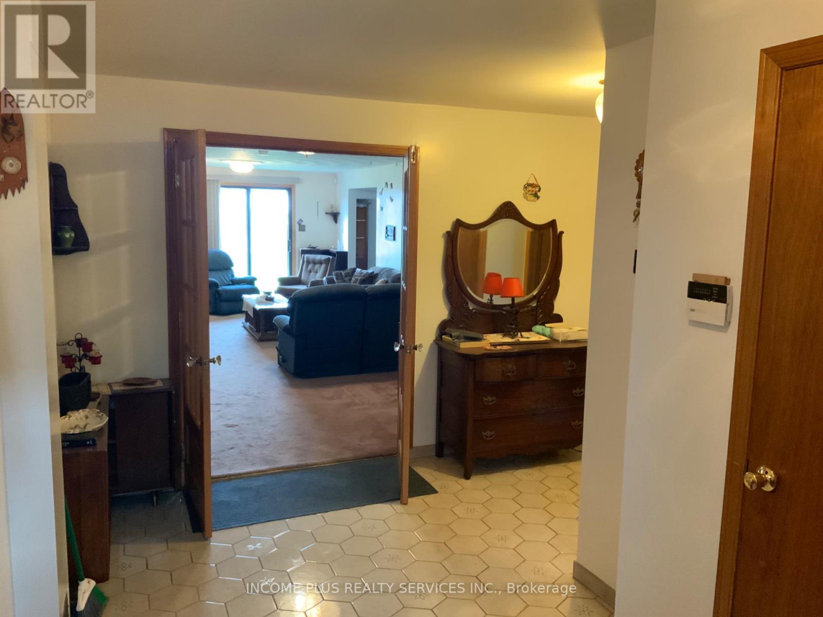 335 Ranee Avenue Property Photo 40