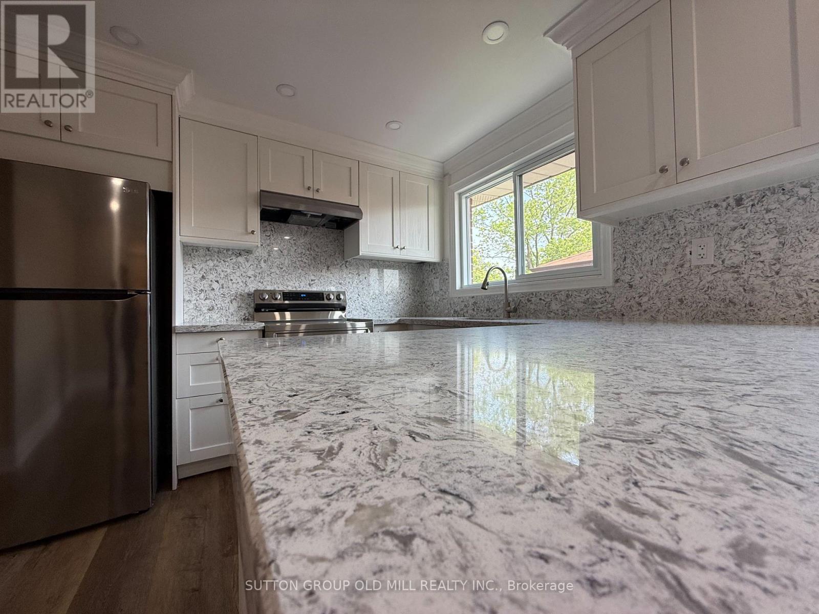 3 - 38 Vanevery Street Property Photo 12