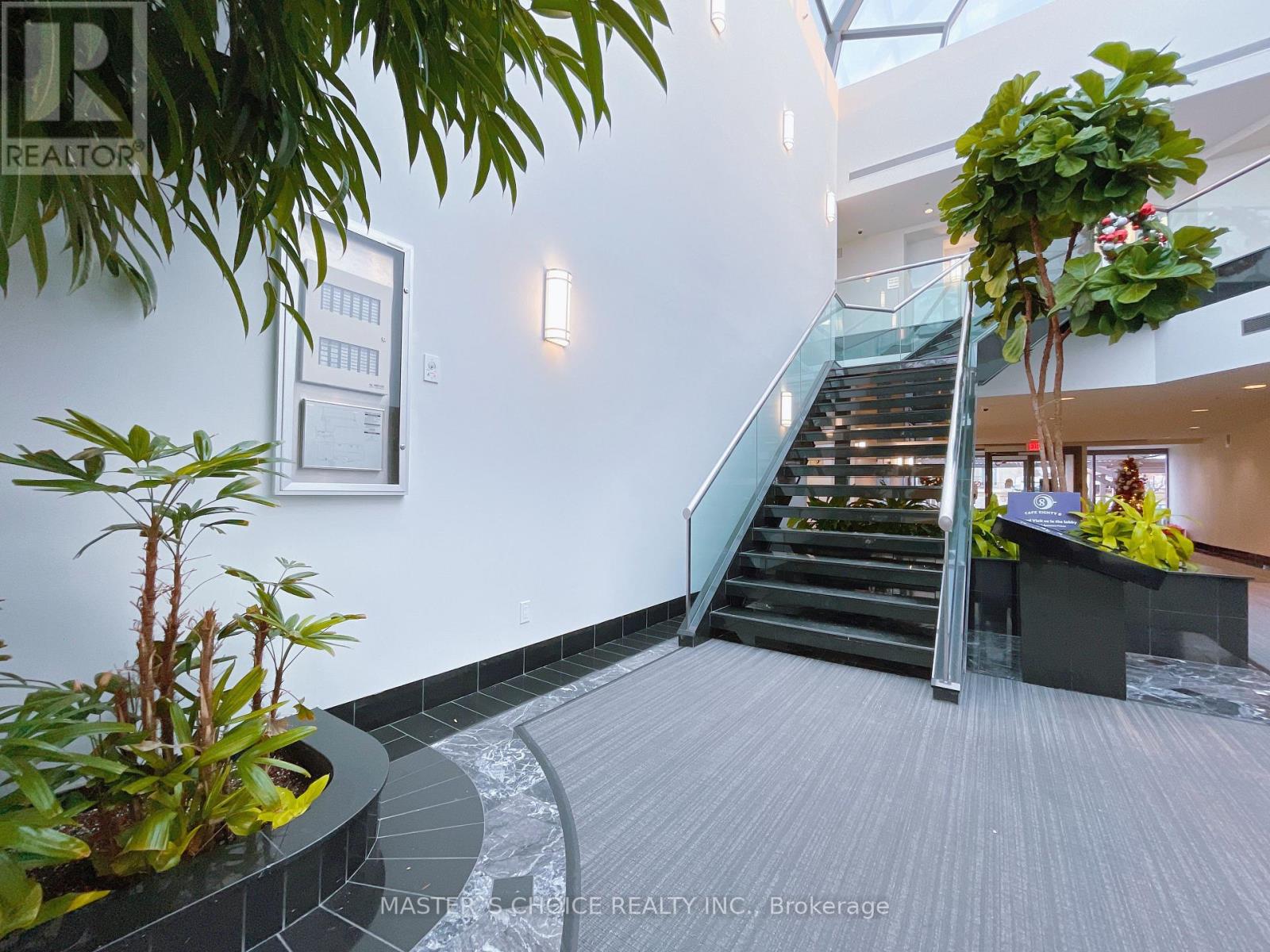 206 - 160 Traders Boulevard E Property Photo 2