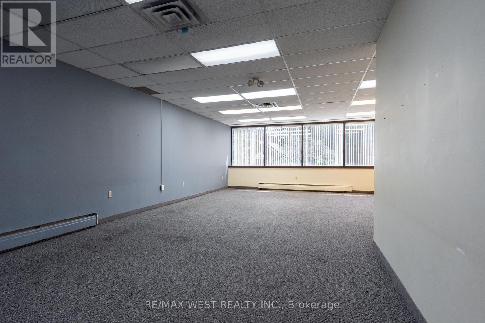 2nd Flr - 1678 Bloor Street W Property Photo 3