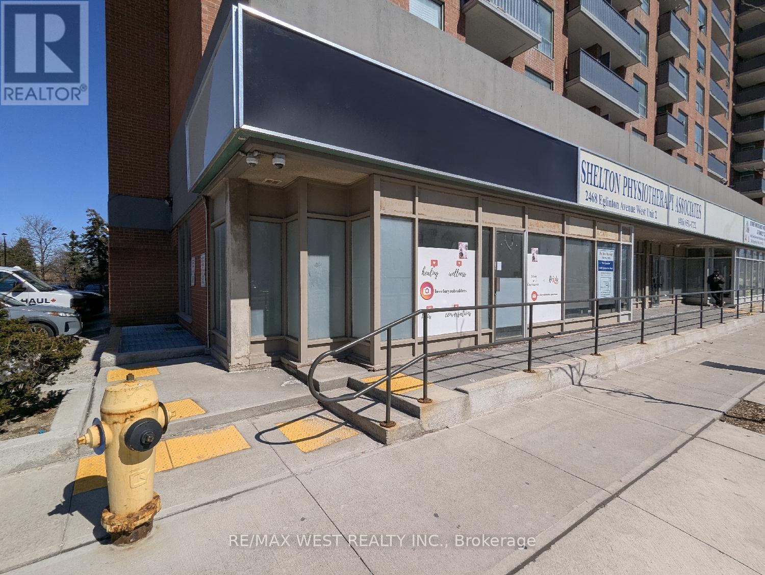 Unit 1 - 2468 Eglinton Avenue W Property Photo 3