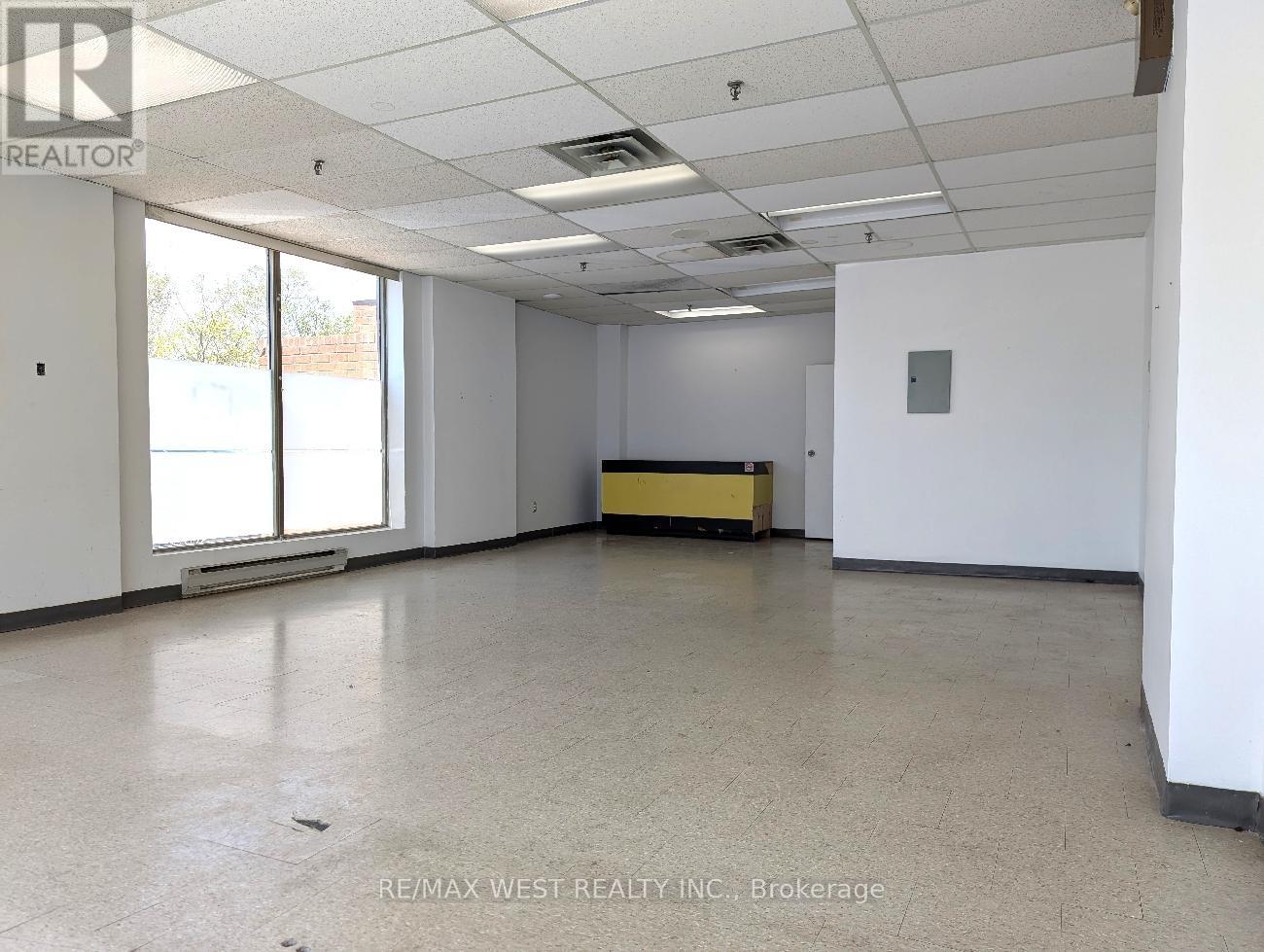 Unit 1 - 2468 Eglinton Avenue W Property Photo 8