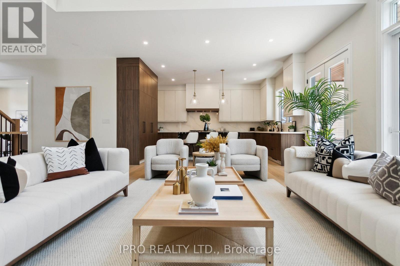 2082 Bridge Road Property Photo 13