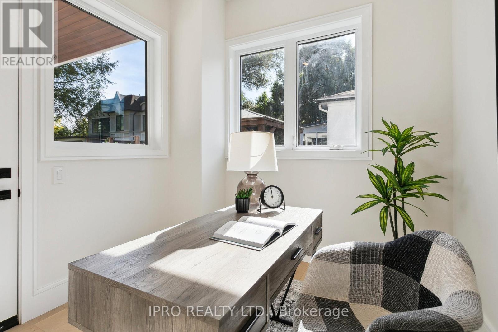 2082 Bridge Road Property Photo 14