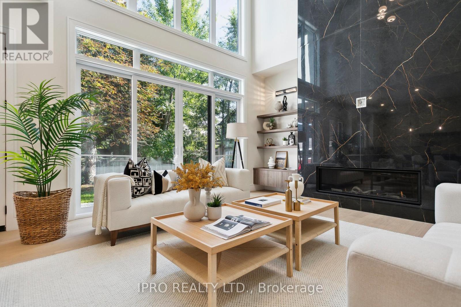 2082 Bridge Road Property Photo 17
