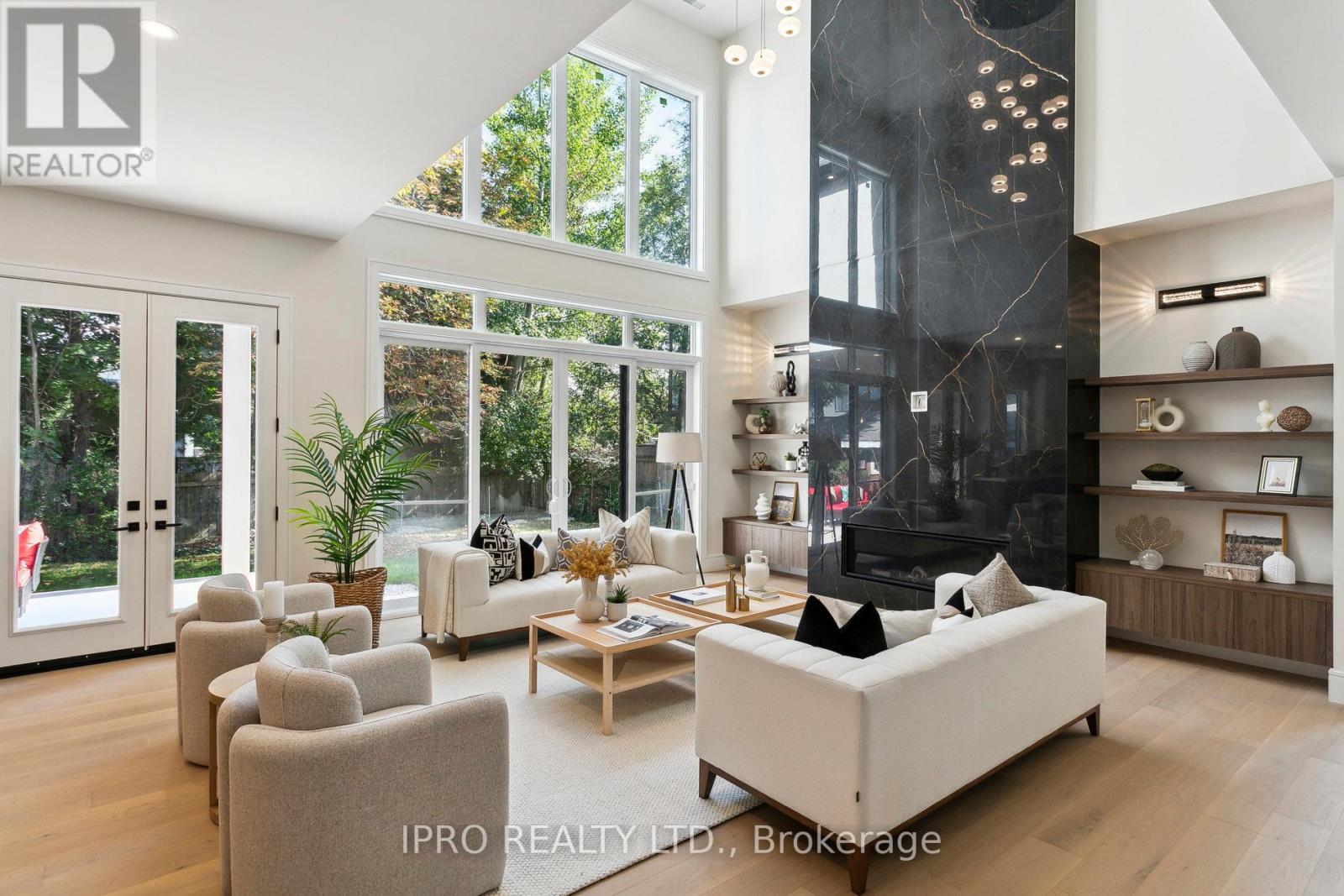 2082 Bridge Road Property Photo 18