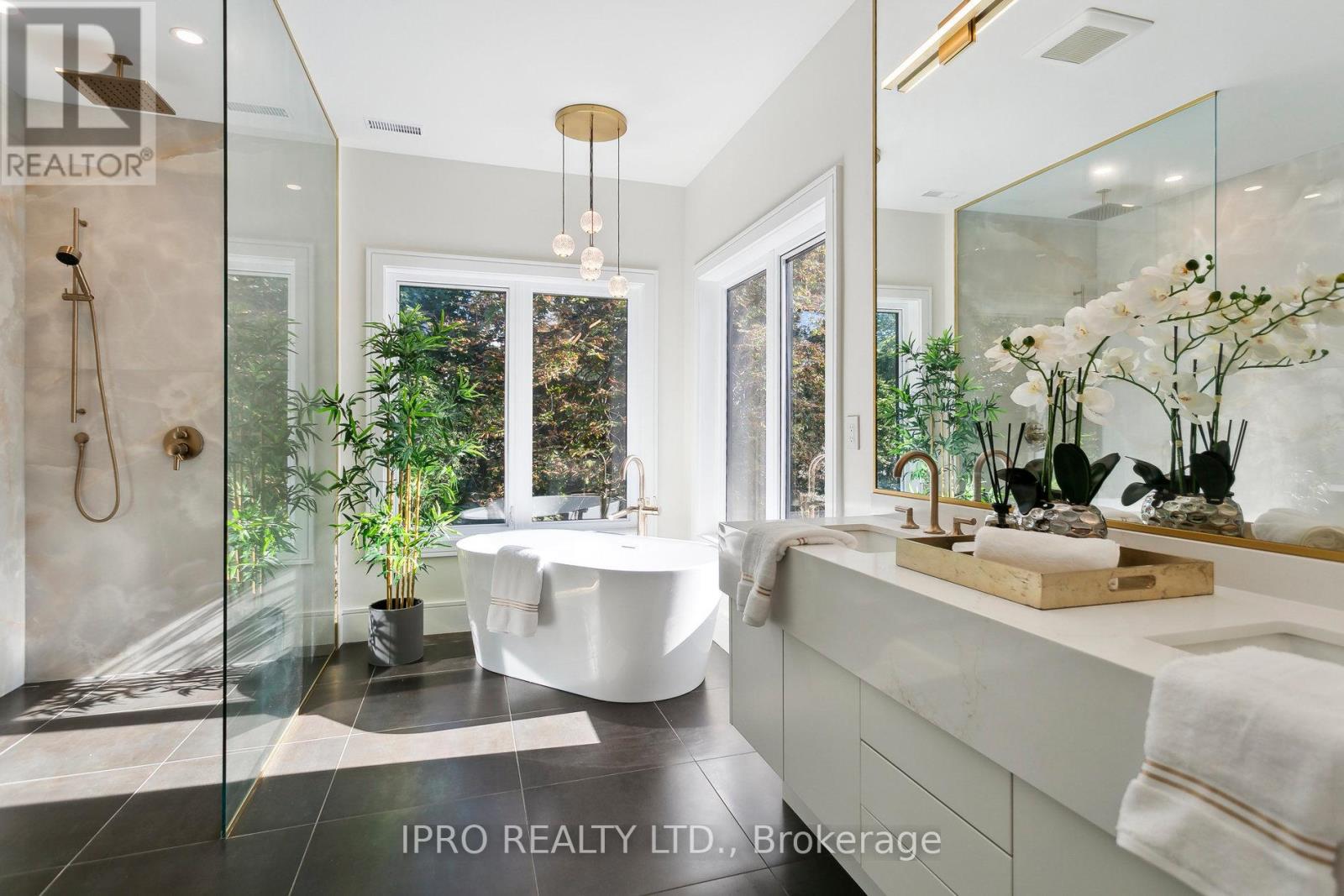 2082 Bridge Road Property Photo 24