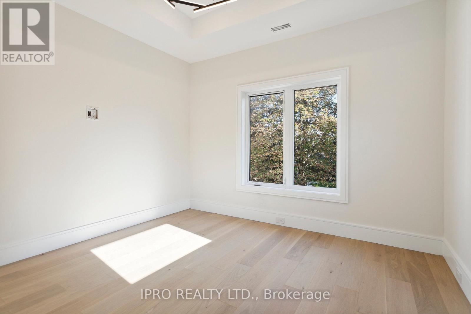 2082 Bridge Road Property Photo 31