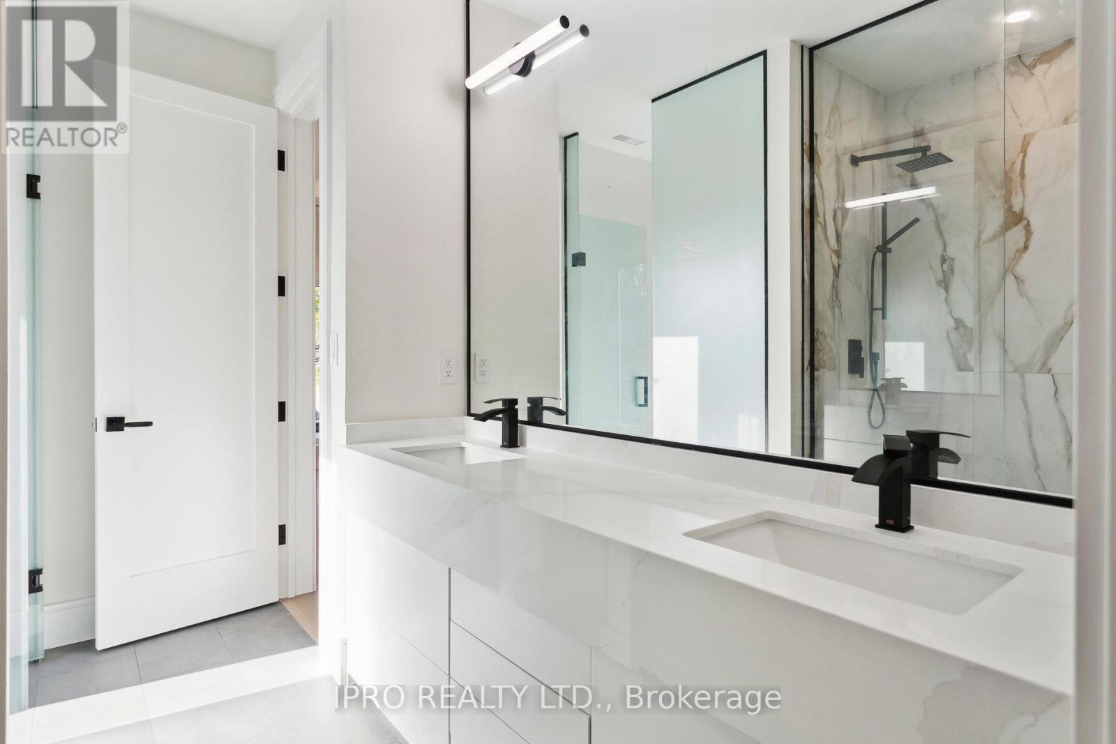 2082 Bridge Road Property Photo 32