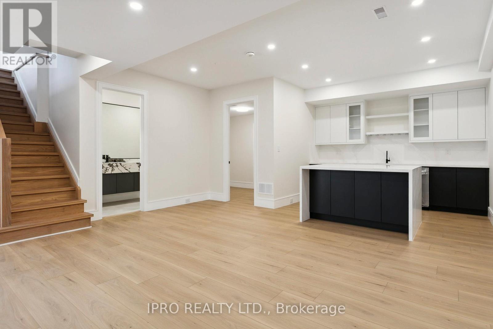 2082 Bridge Road Property Photo 34