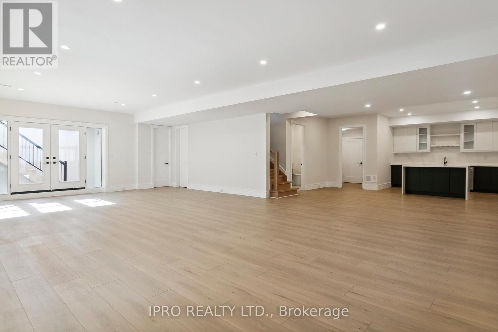 2082 Bridge Road Property Photo 36