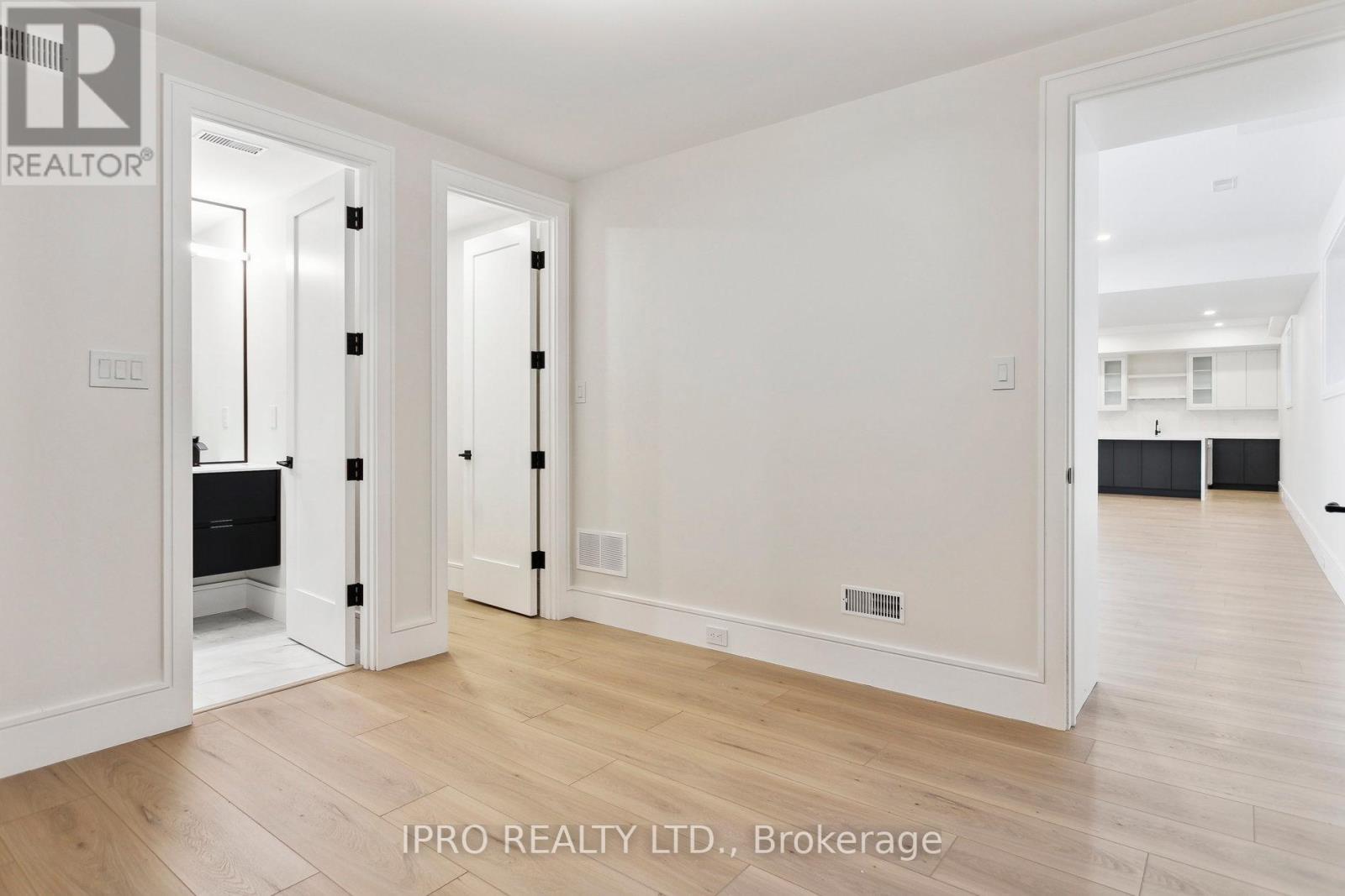 2082 Bridge Road Property Photo 37