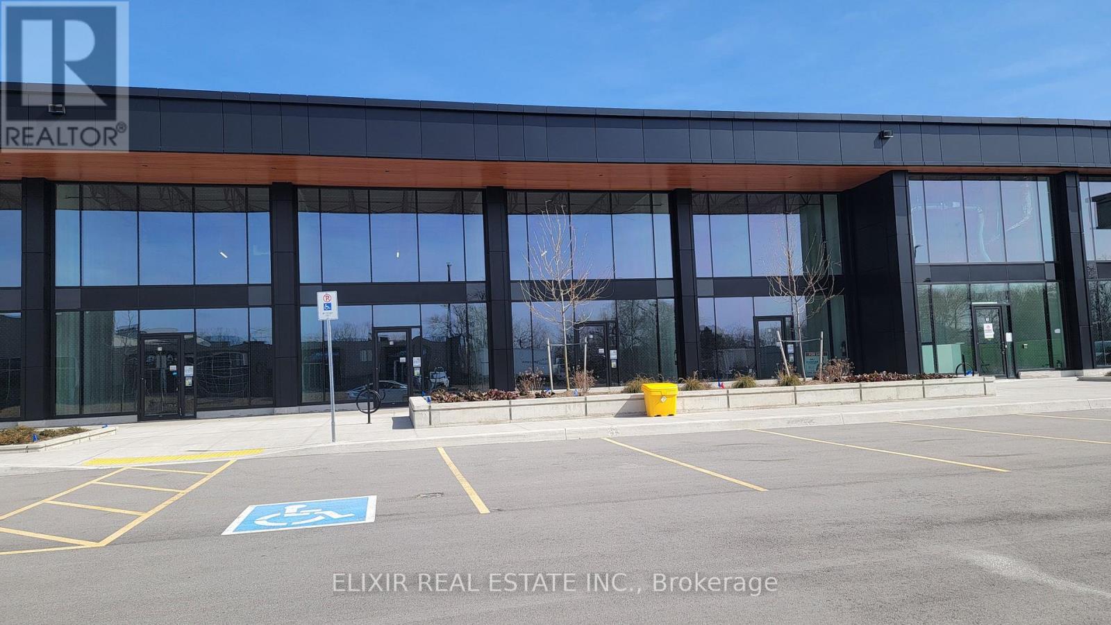 37 - 530 Speers Road Property Photo 6