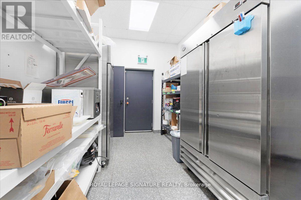 1700 St Clair Avenue W Property Photo 11
