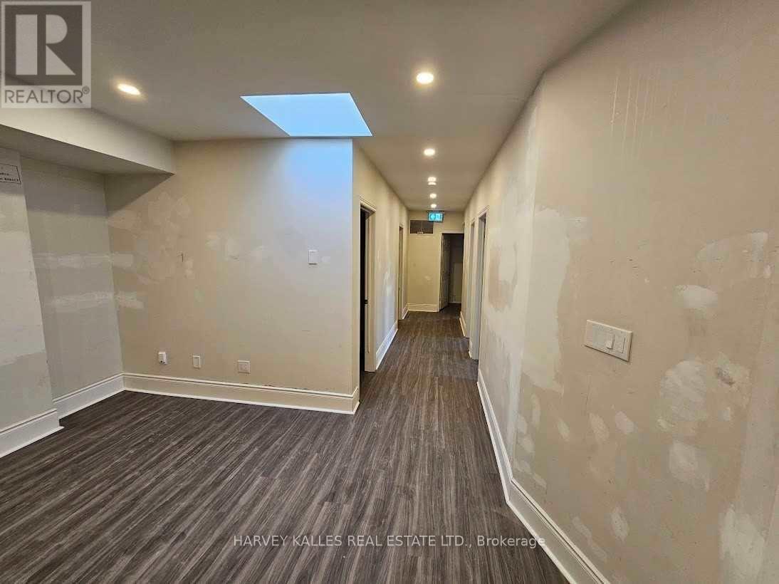 2nd Fl - 1166 St Clair Avenue W Property Photo 2