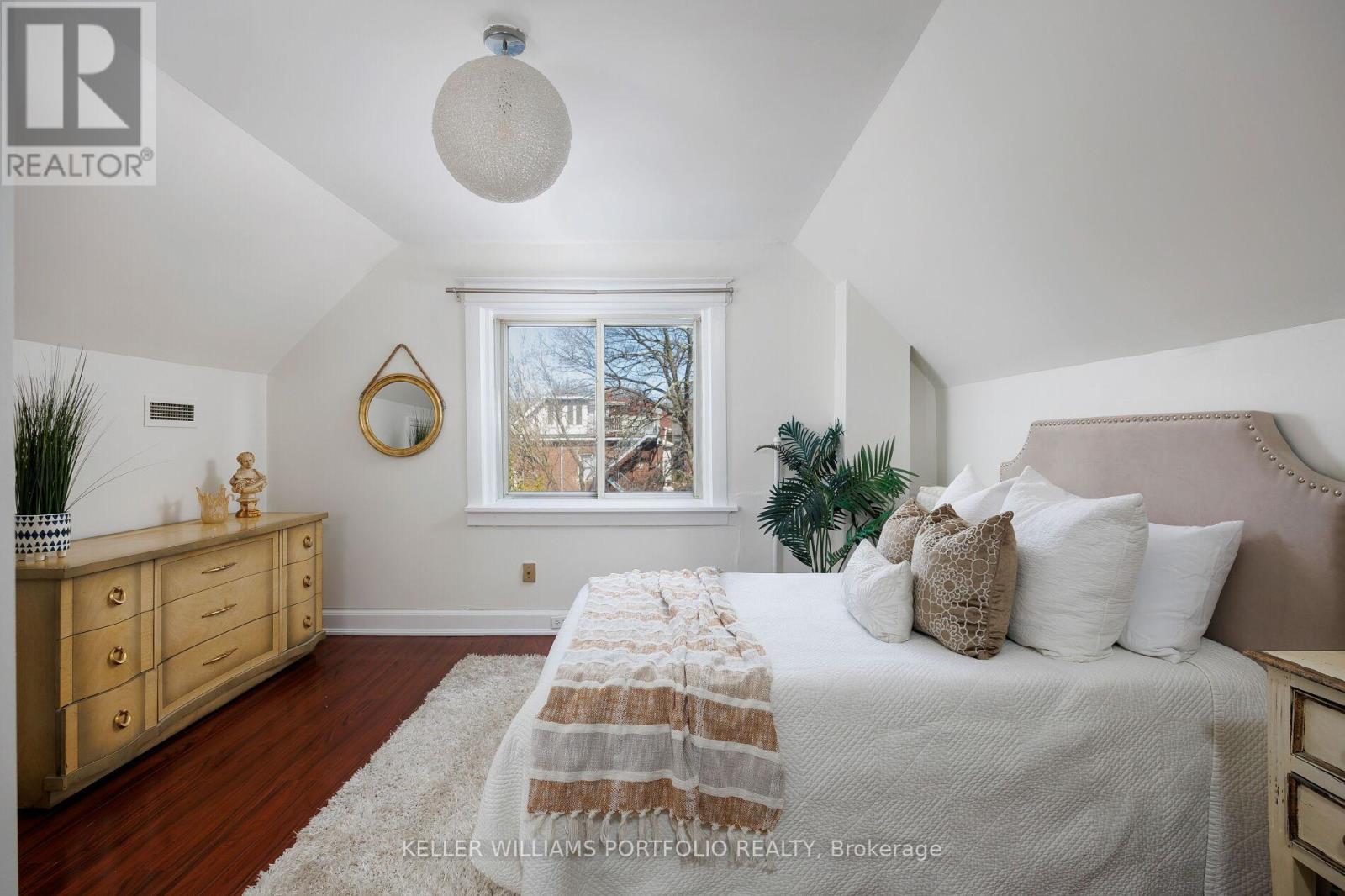 296 Wright Avenue Property Photo 38