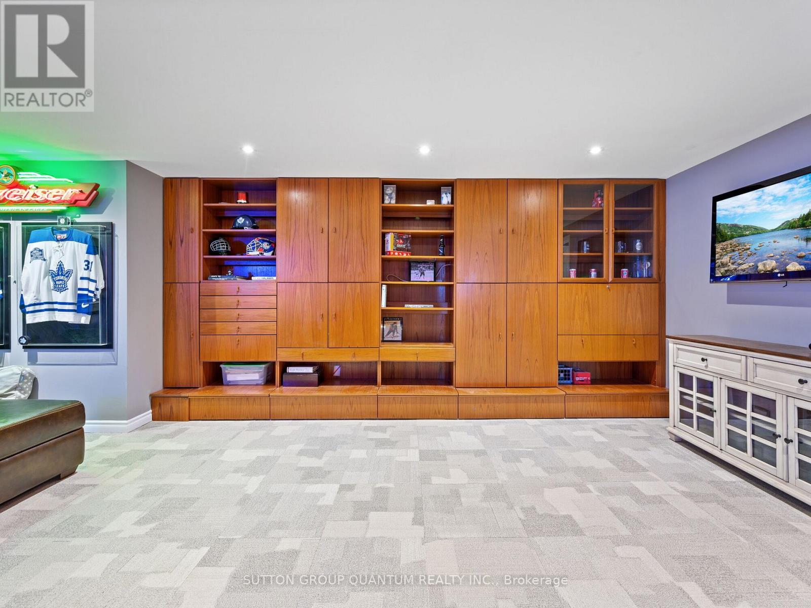 161 Tanners Drive Property Photo 36