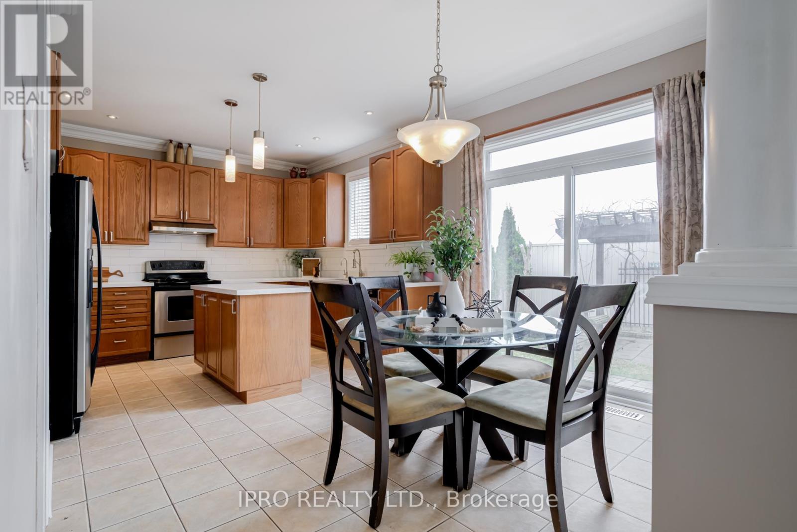 37 Donherb Crescent Property Photo 11