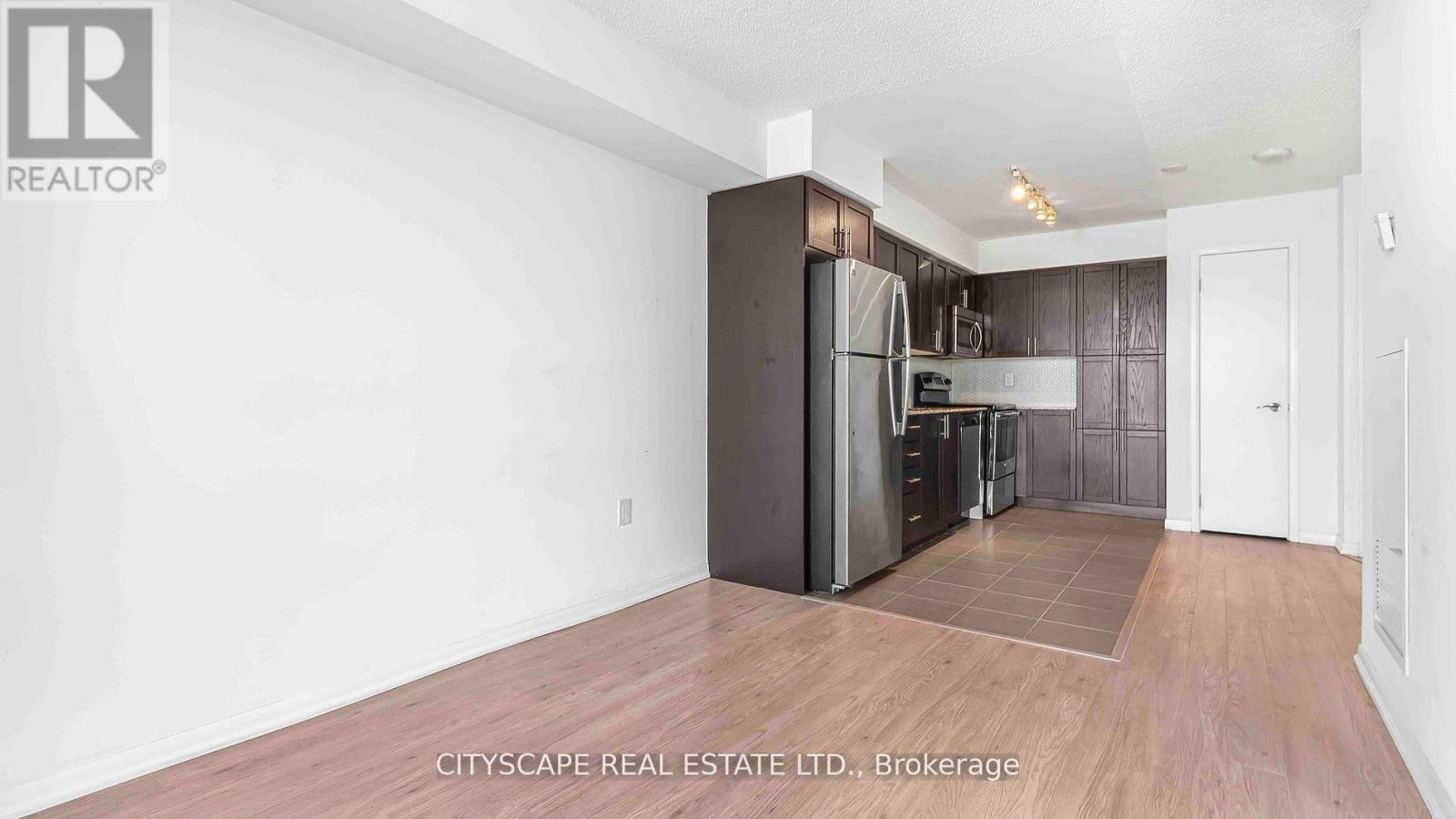 1412 - 830 Lawrence Avenue W Property Photo 9