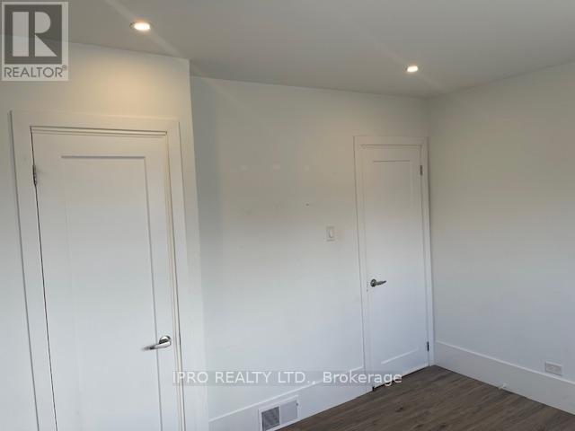 Apt 1 - 75 Dunraven Drive Property Photo 8