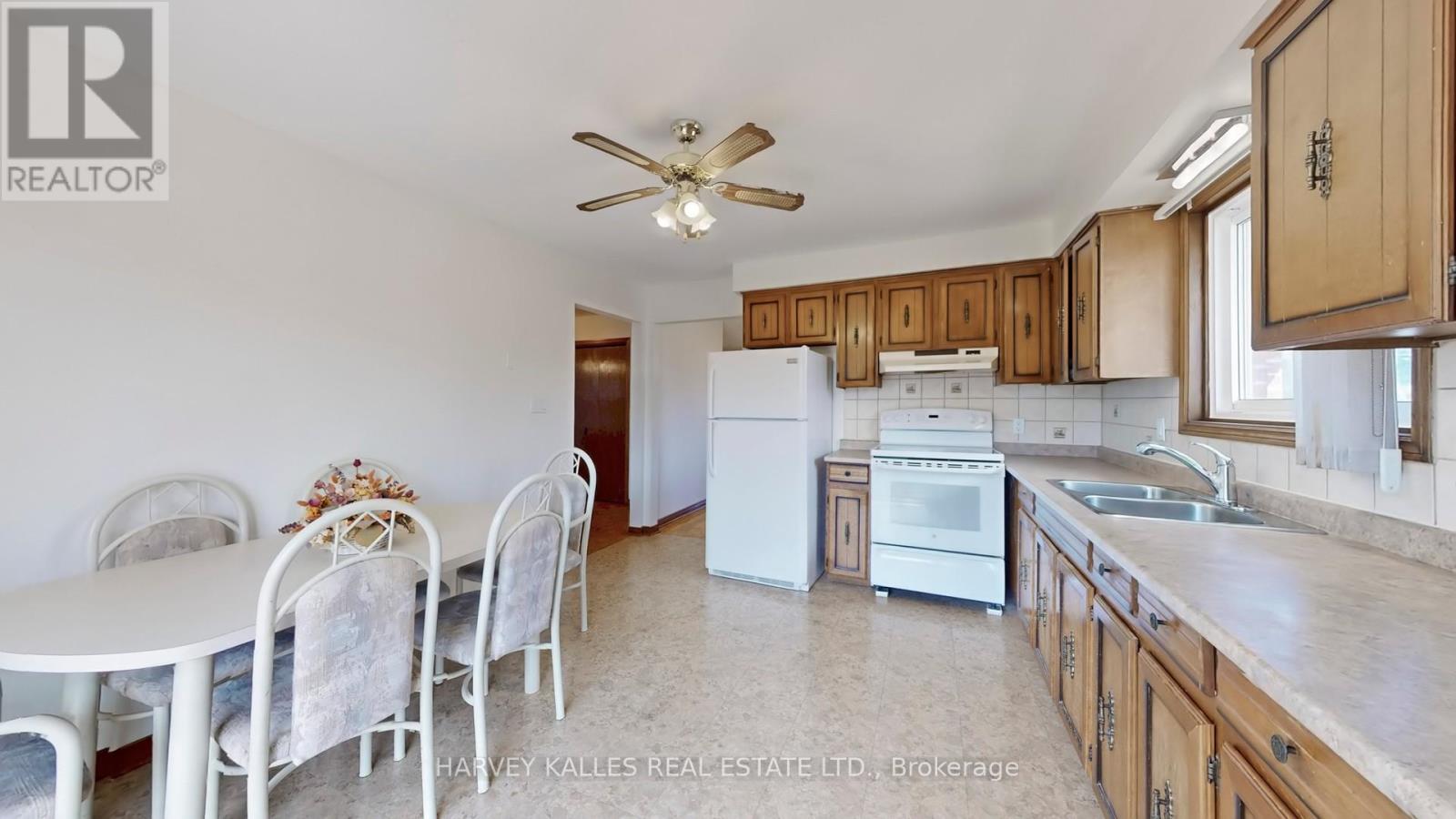 2176 Stanfield Road Property Photo 8
