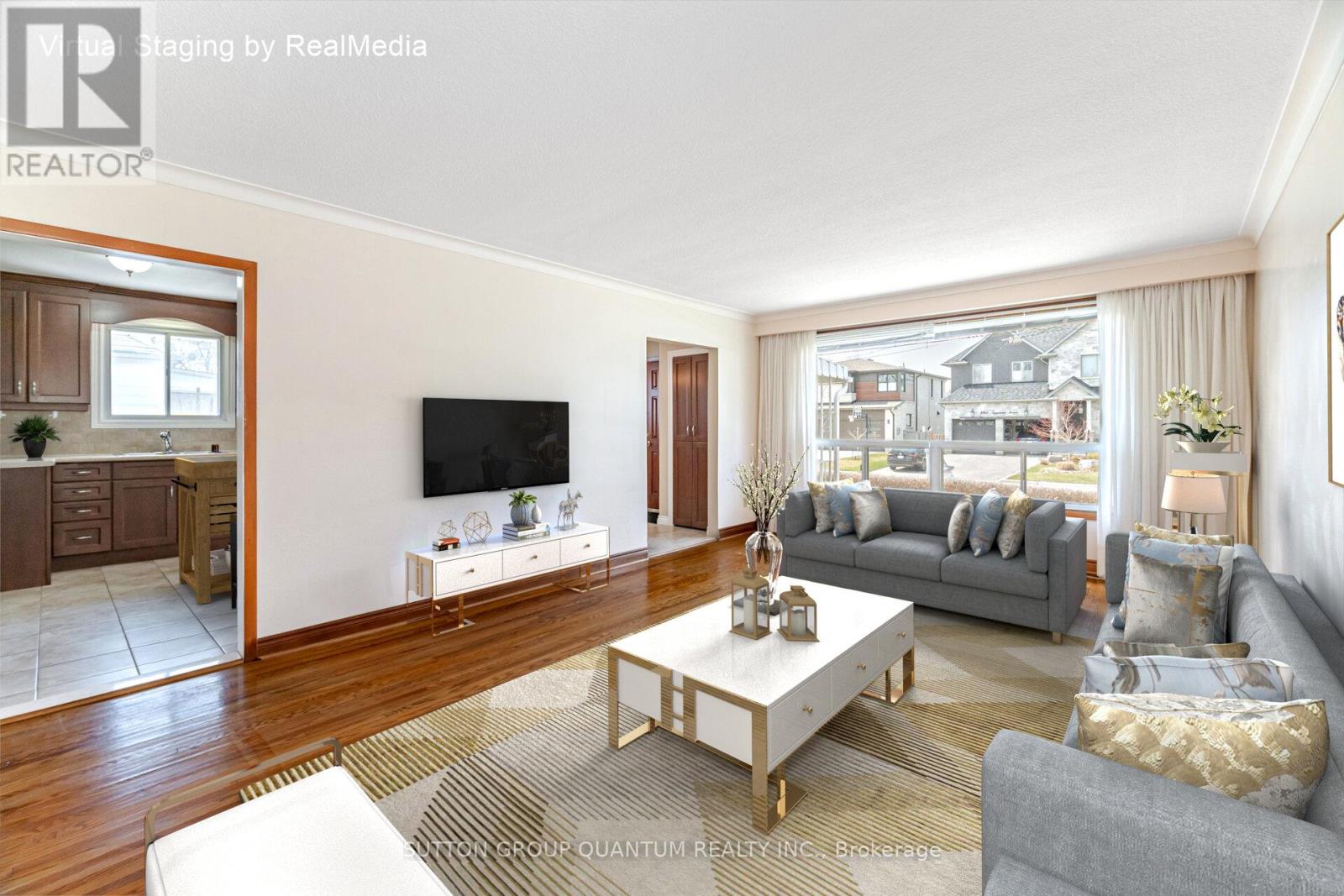 126 Angelene Street Property Photo 11