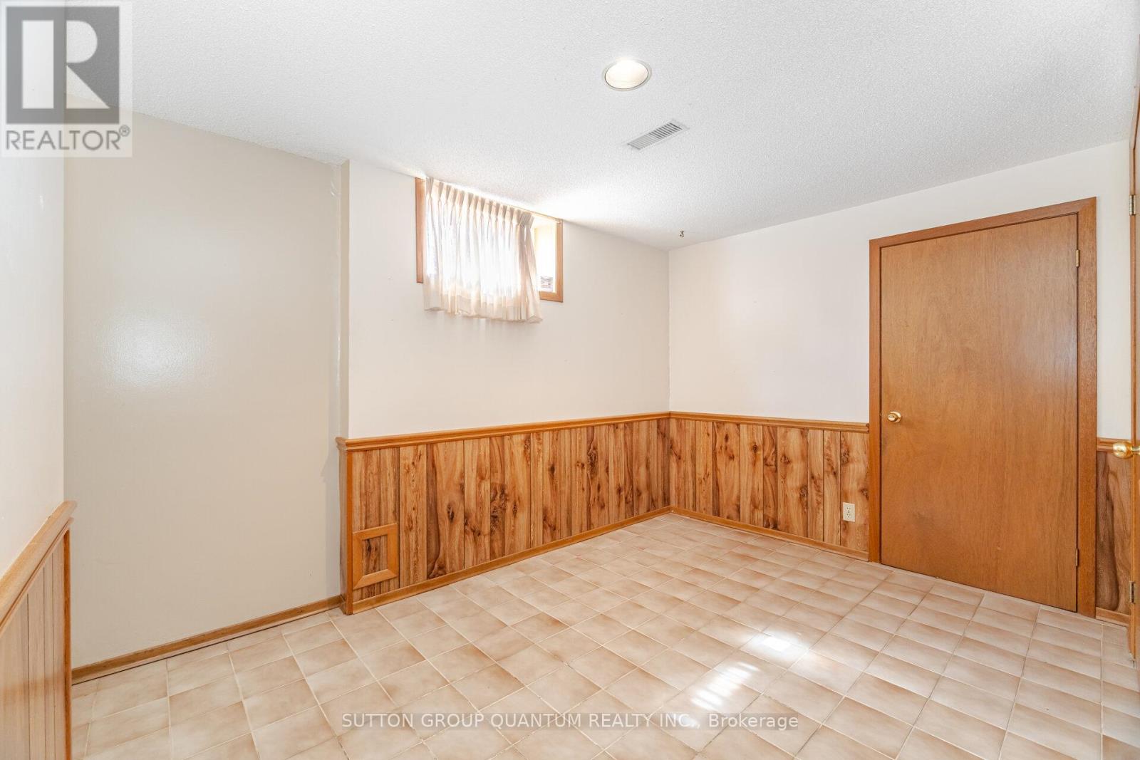 126 Angelene Street Property Photo 29