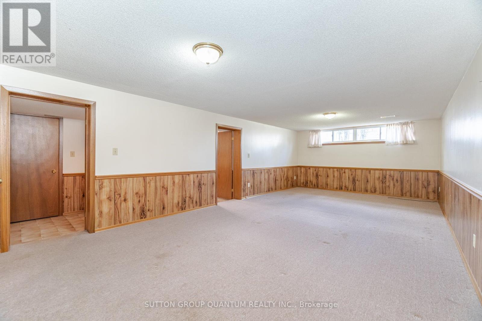 126 Angelene Street Property Photo 30