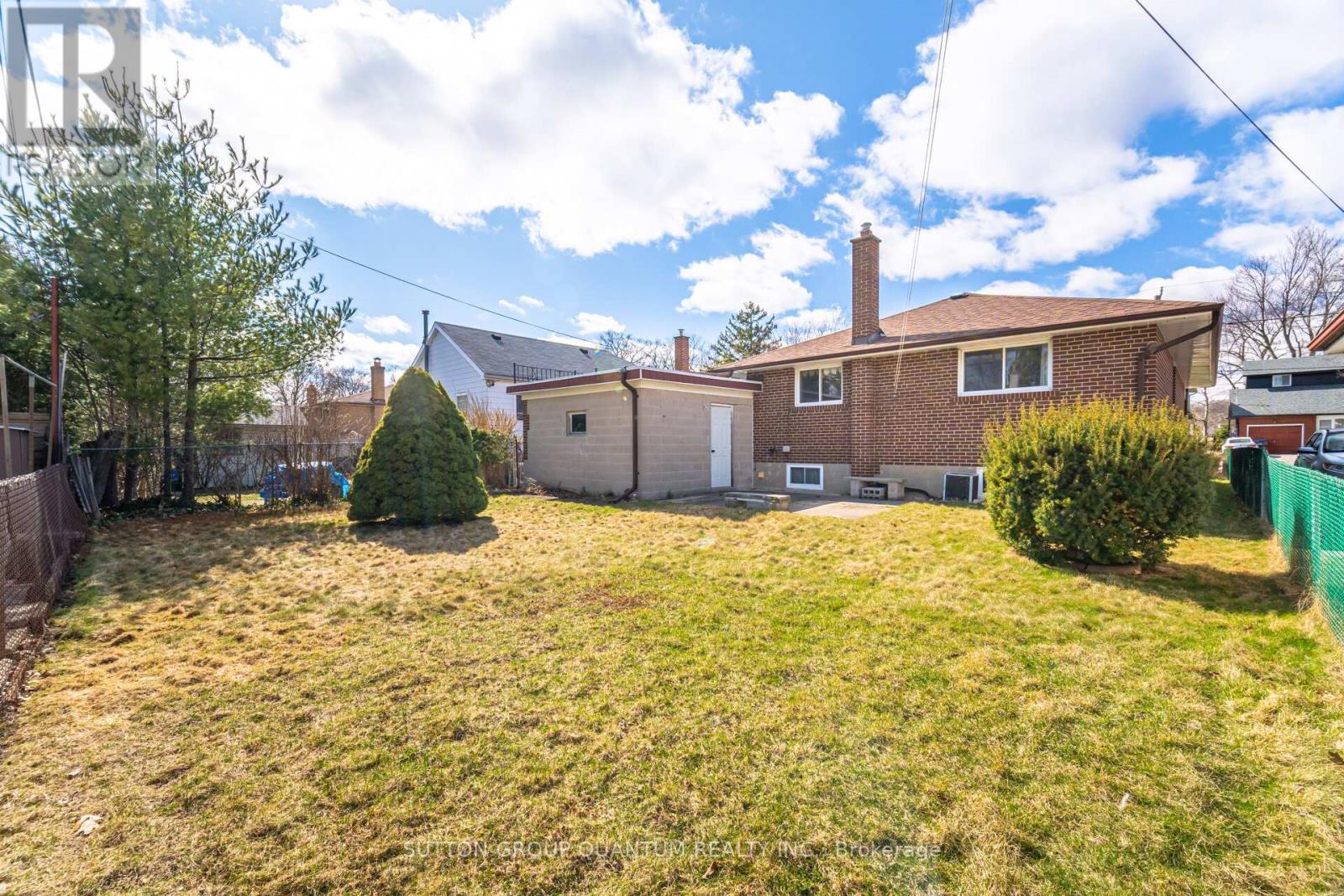 126 Angelene Street Property Photo 40