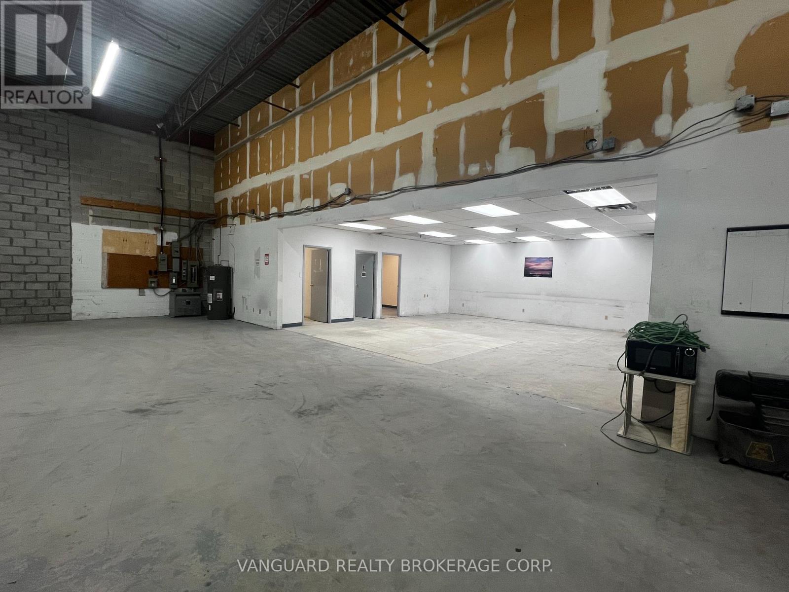 1679-1699 Flint Road Property Photo 7