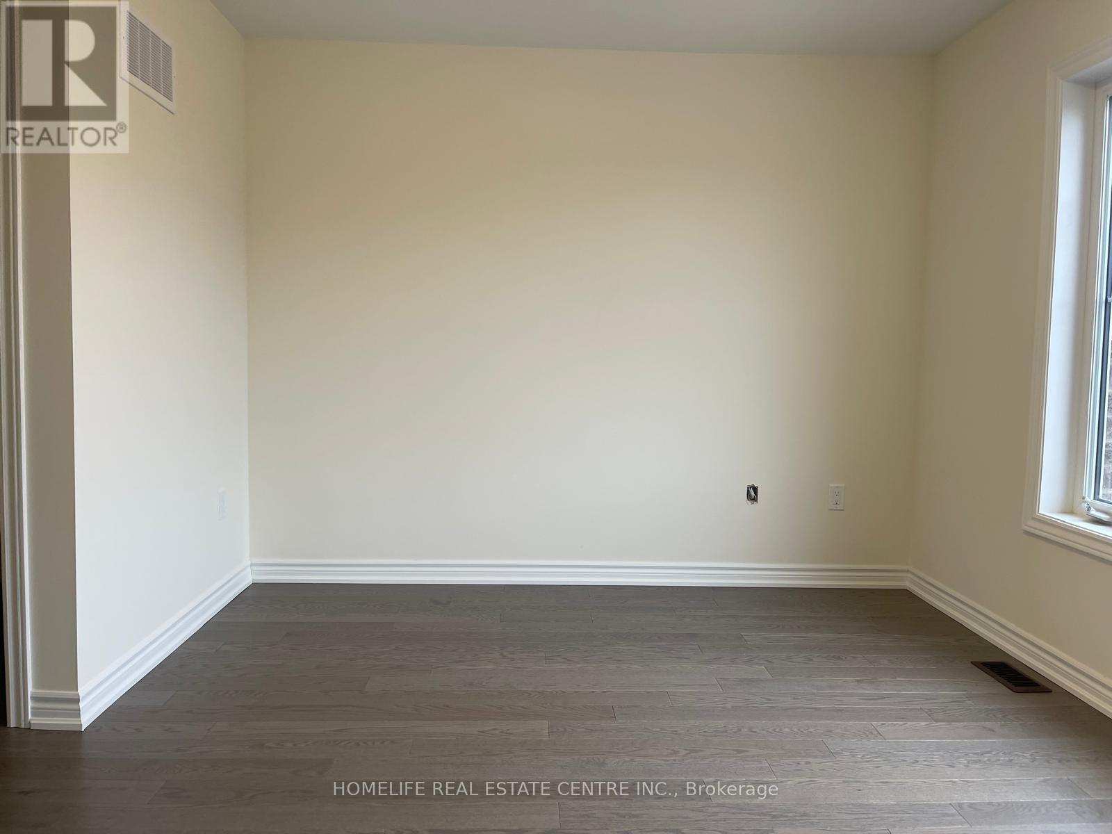 359 Inspire Boulevard Property Photo 10