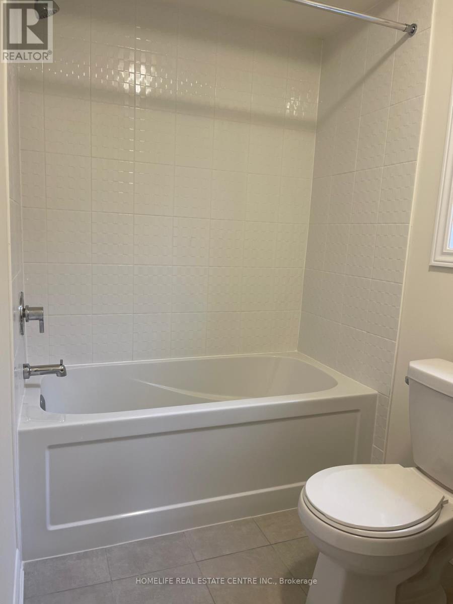 359 Inspire Boulevard Property Photo 16