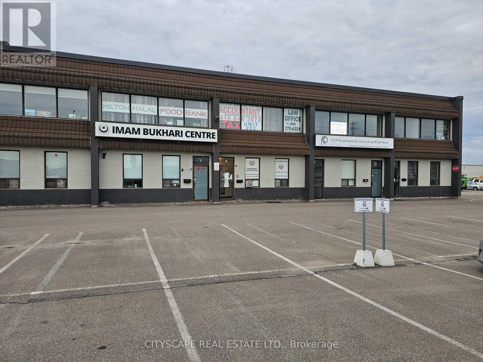 50 Steeles Ave Property Photo 1