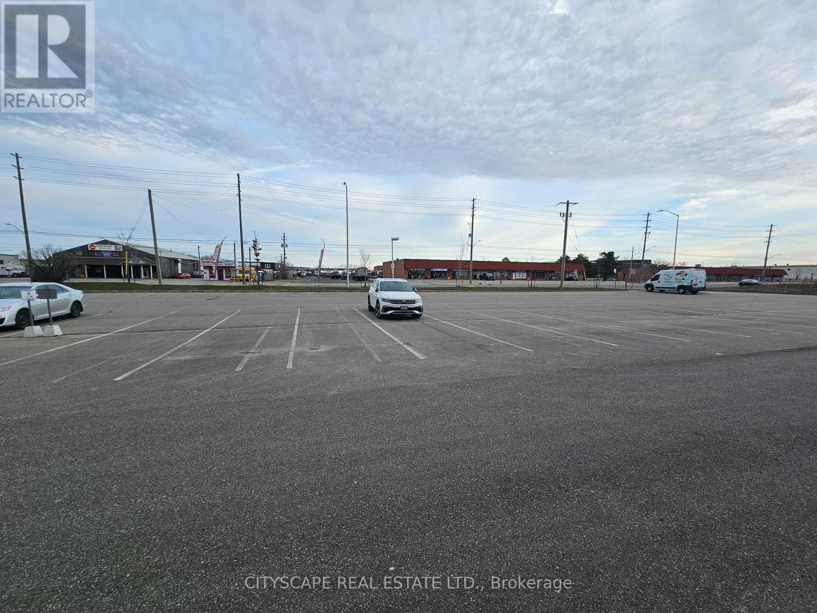 50 Steeles Ave Property Photo 3