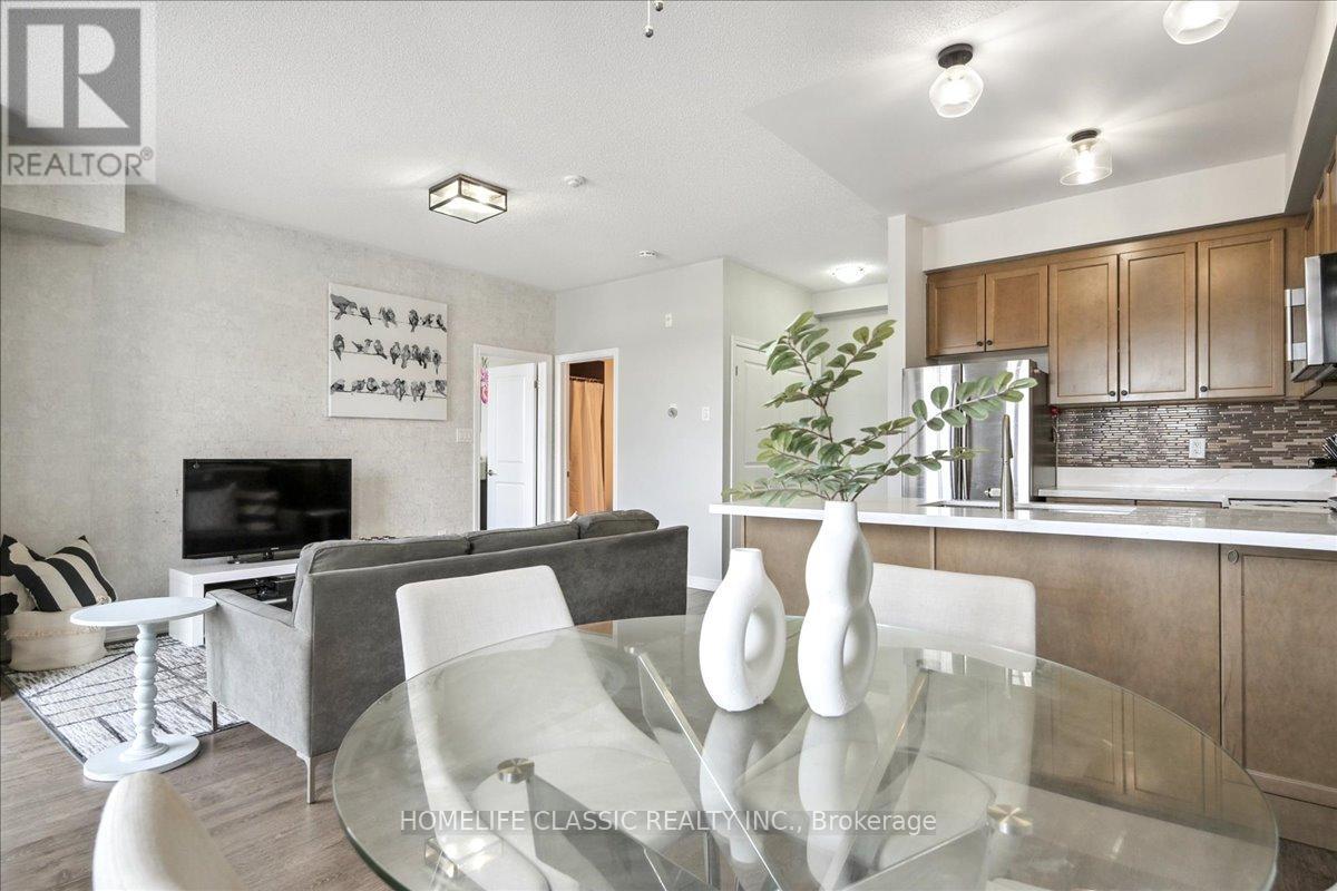 301 - 2339 Sawgrass Drive Property Photo 15