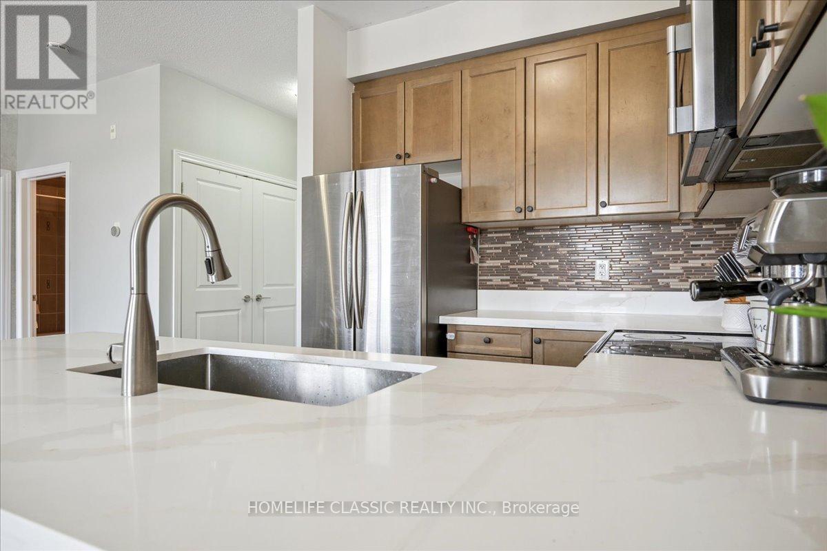 301 - 2339 Sawgrass Drive Property Photo 24