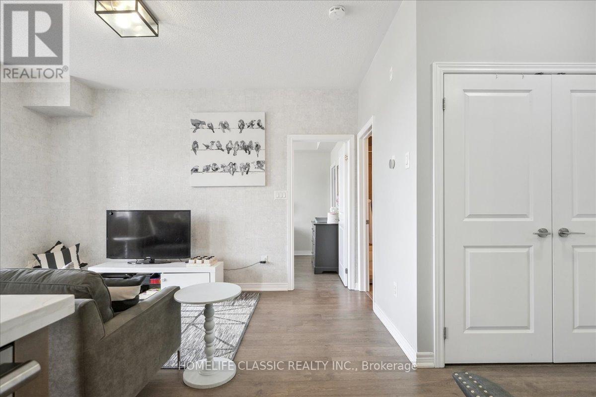 301 - 2339 Sawgrass Drive Property Photo 27