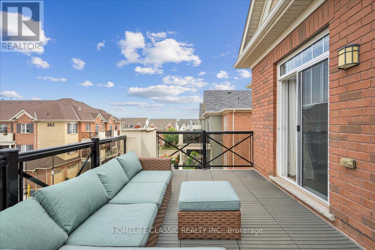 301 - 2339 Sawgrass Drive Property Photo 38