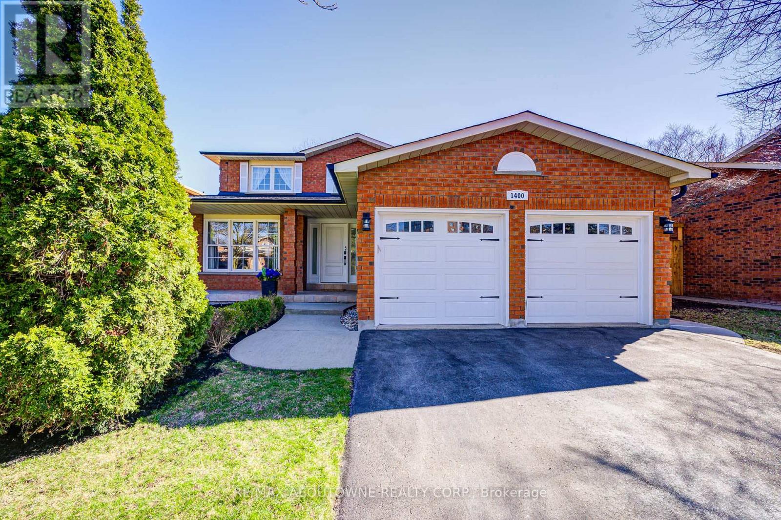 1400 Greendale Terrace Property Photo 1
