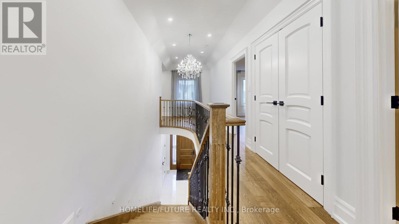 60 North Riverdale Drive Property Photo 16