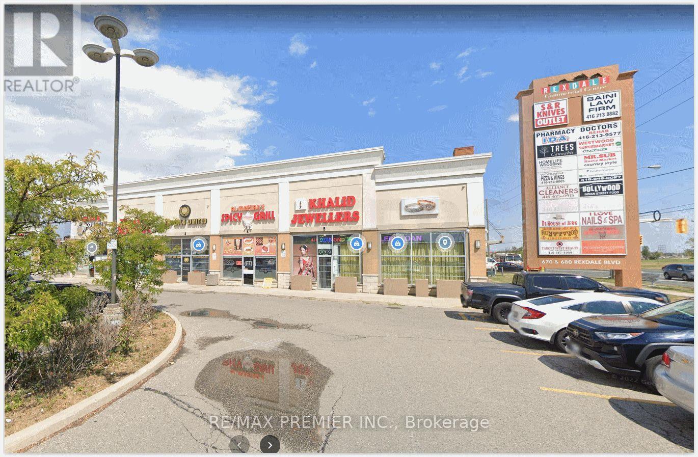 24 - 680 Rexdale Boulevard Property Photo 2