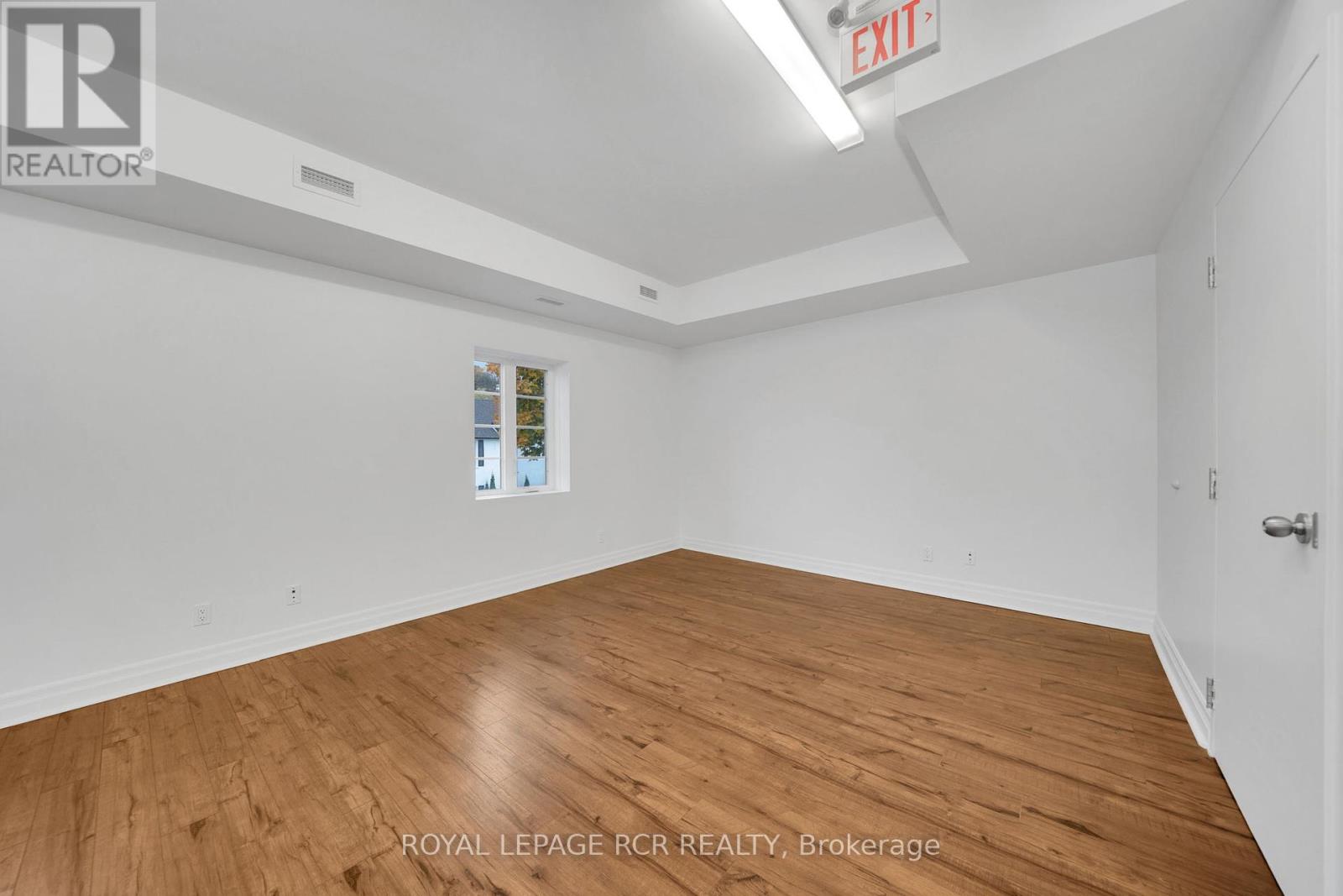 King St E Property Photo 7