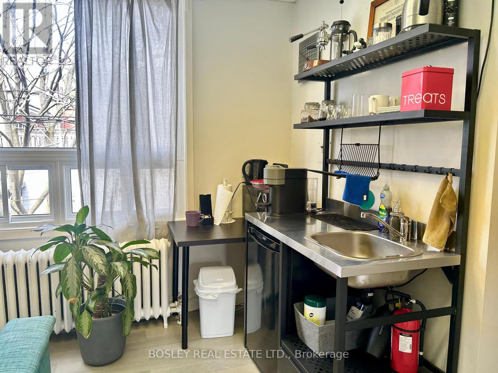 203 - 194 Garden Avenue Property Photo 10