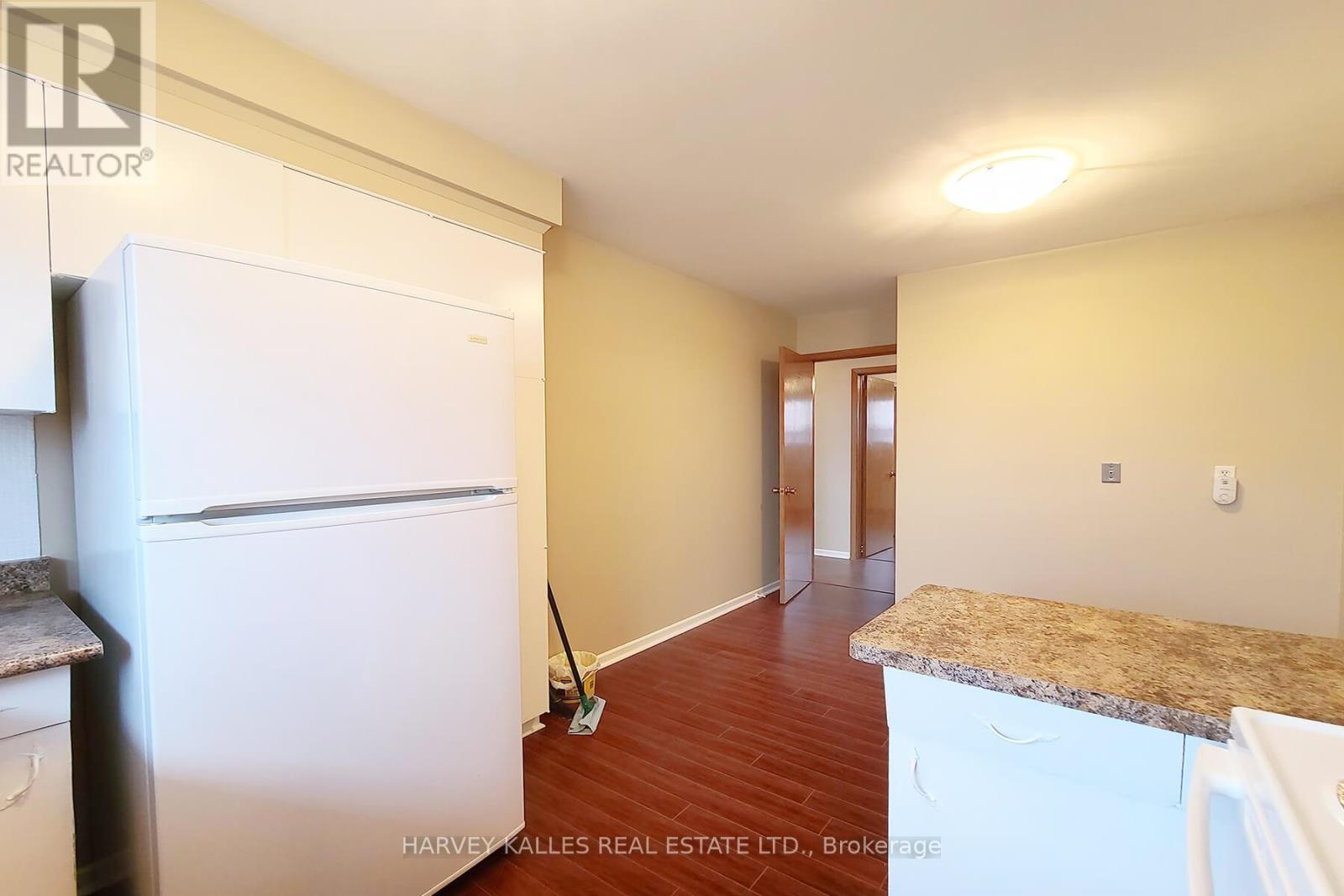 5 - 412 Horner Avenue Property Photo 10