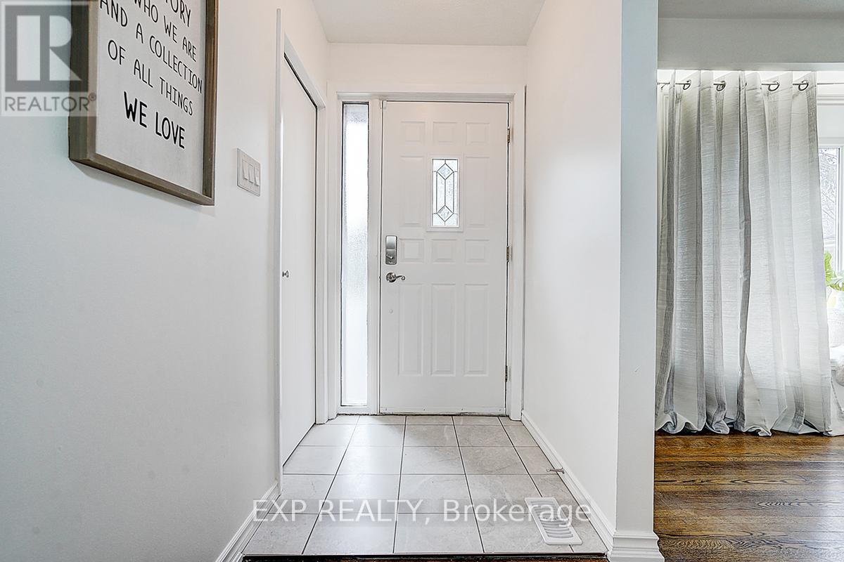 11 Tullamore Road Property Photo 6
